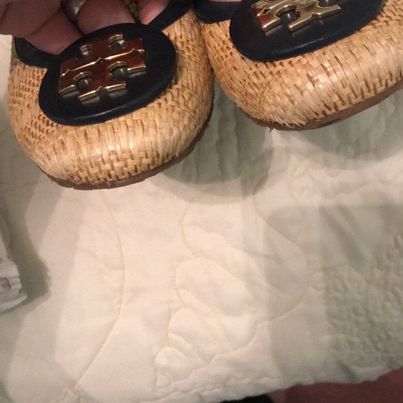 Tory Burch Wedges!!! Perfect for Spring & Summer! - Picture 4 of 4